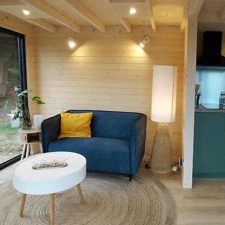 Tiny House En Campagne Vue Pyrenees בית נופש